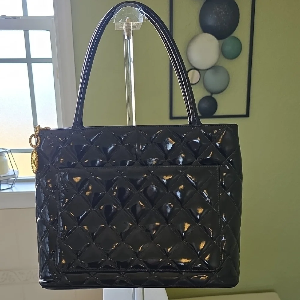 CHANEL Black Quilted Patent Leather Shoulder Bag with Gold Medallion Authentic - Picture 2 of 12